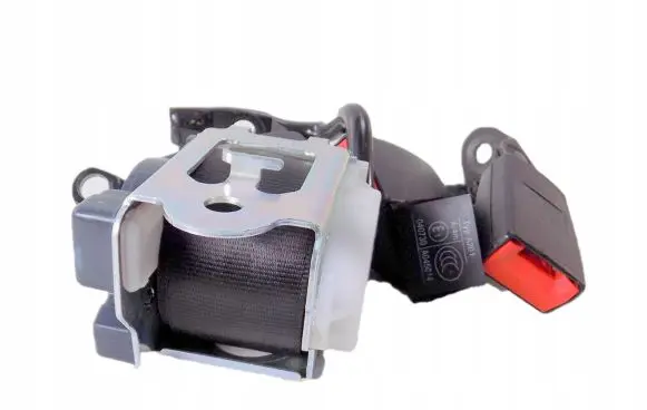 Audi TT TTS Mk2 Rear seatbelt
