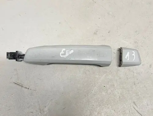 Audi A3 S3 A3 Sportback 8P Front door exterior handle 8v0837206A