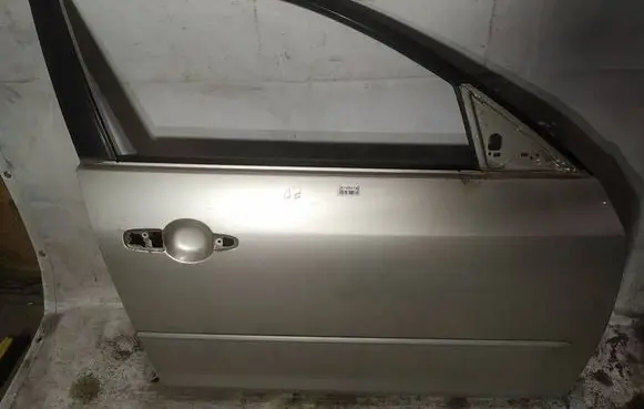 Mazda 3 I Front door pilkos