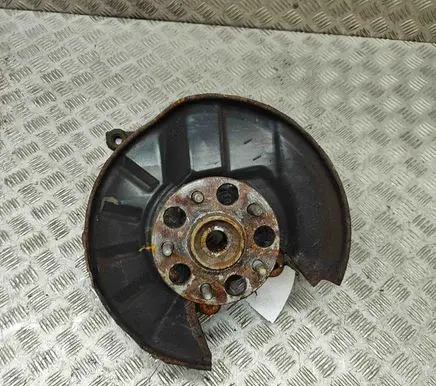 Toyota RAV 4 (XA50) Rear wheel hub 4245042060