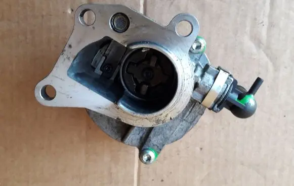 Vacuum pump