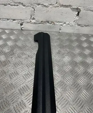 Front sill trim cover