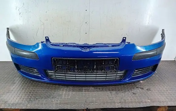 Volkswagen Golf V Front bumper LC5J