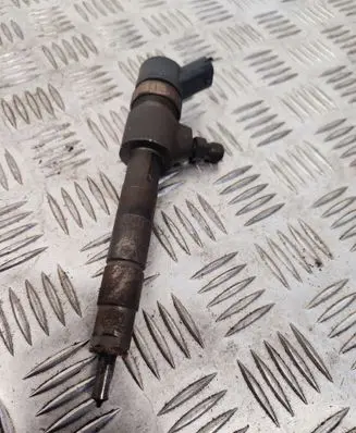 Opel Zafira B Fuel injector 0445110276
