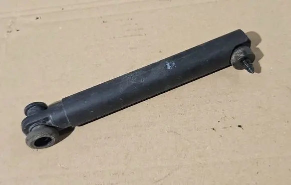 BMW X5 F15 Tailgate/trunk strut/damper 7371765