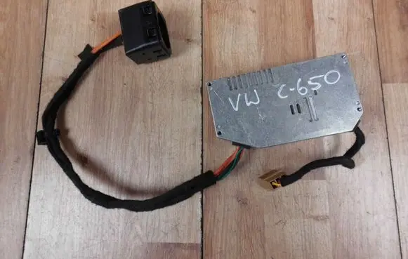 Volkswagen Touareg III Voltage converter inverter 3F0907155