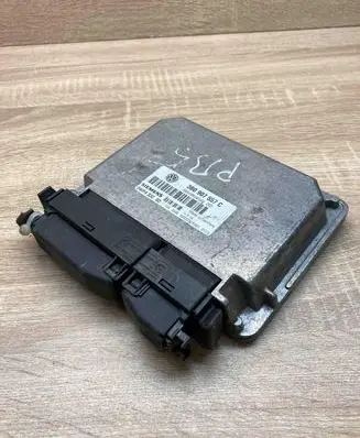 Volkswagen PASSAT B5 Engine control unit/module ECU 3B0907557C 5WP433202