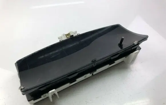 Toyota Corolla E120 E130 Speedometer (instrument cluster) 8380002750 G1480