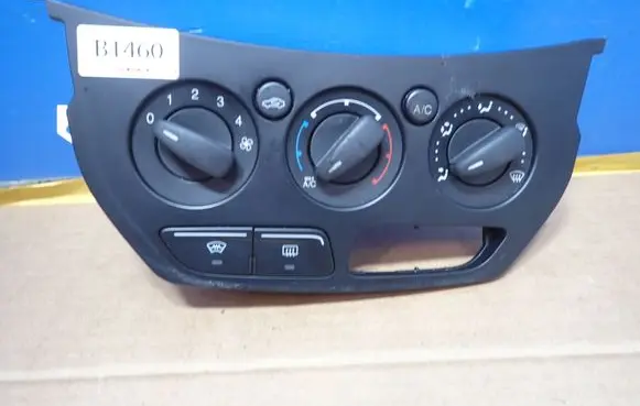 Ford C-MAX II Interior fan control switch AM5T-19980-BE E1065173E