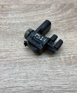 Volkswagen PASSAT B6 Turbo solenoid valve 1J0906283C