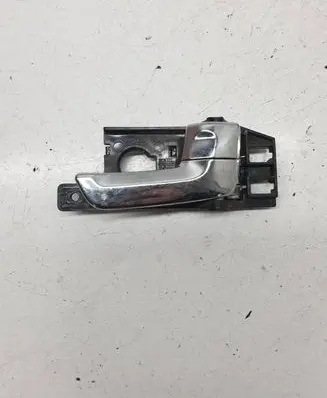 KIA Sportage Front door interior handle 826131F000