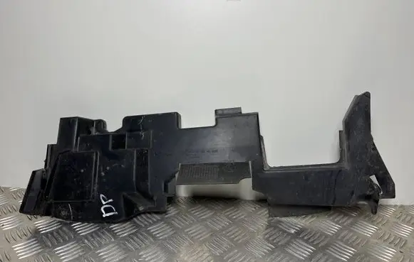 Jeep Cherokee Intercooler air guide/duct channel 68286910AA