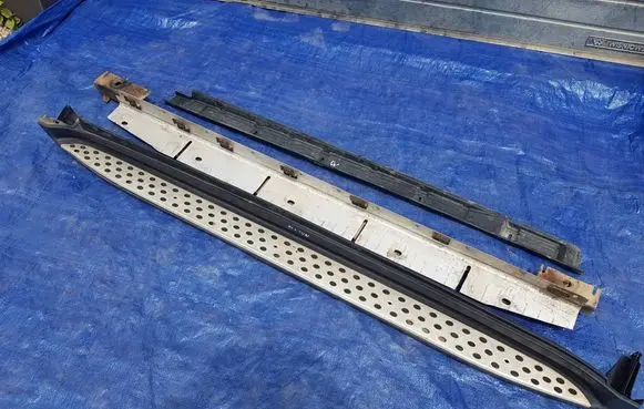 Mercedes-Benz GL X164 Sill GLX64POGH