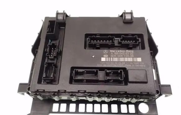 Mercedes-Benz B W245 Comfort/convenience module A1695456332