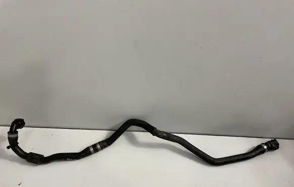 BMW 5 G30 G31 Engine coolant pipe/hose 8573234