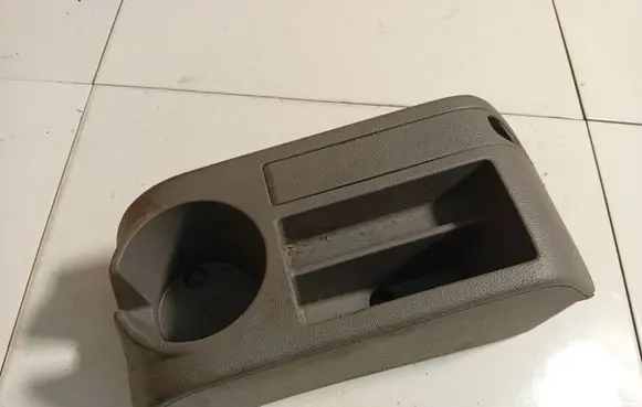 Volkswagen Jetta V Cup holder 1K5863323B