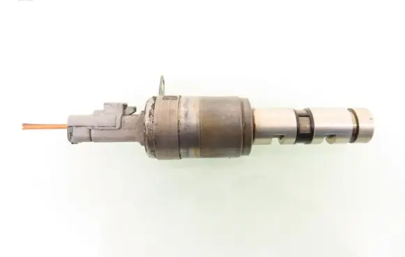 Renault Modus Camshaft vanos timing valve 413185