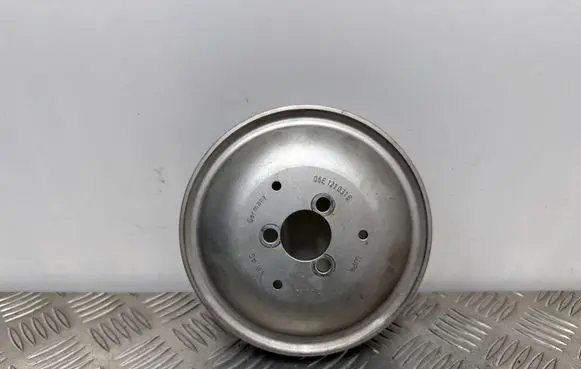 Audi Q5 SQ5 Water pump pulley 06E121031E