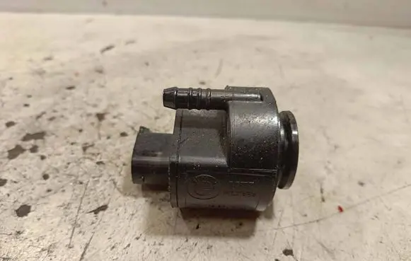 BMW X3 F25 Fuel heater 8576973 3000933 PA66GF30