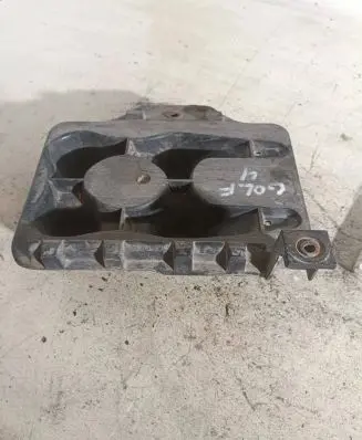 Volkswagen Golf IV Battery tray 