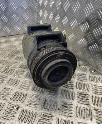 Volvo V70 Air conditioning (A/C) compressor (pump) P30742200 681B053549