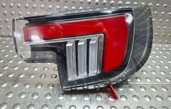 Opel Mokka B Rear/tail lights S26282818 9833721980