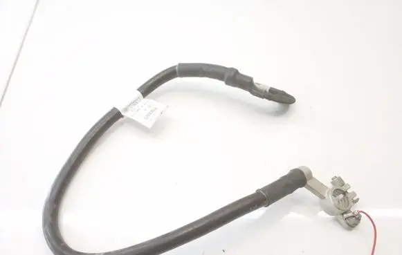 Mercedes-Benz V Class W447 Positive cable (battery) A4475400030