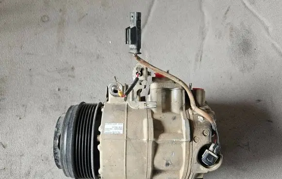 Mercedes-Benz GLE (W166 - C292) Air conditioning (A/C) compressor (pump) 4472808032 6SBU16C 05R05388