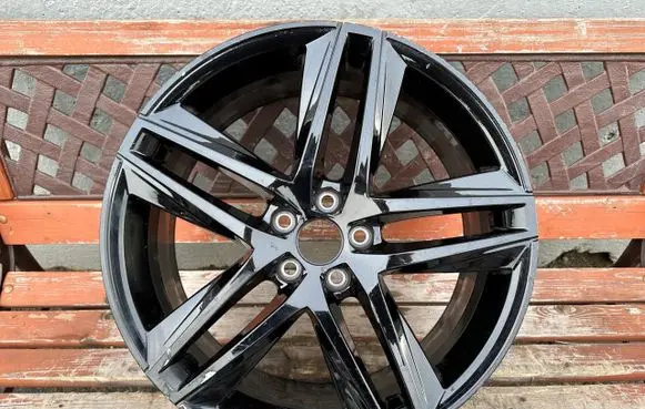Seat Ibiza I (021A) R17 alloy rim 