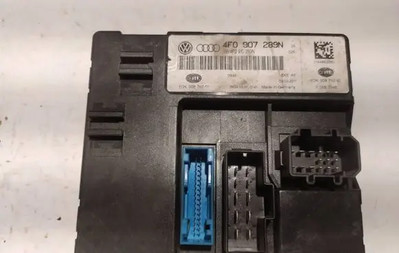 Audi A6 S6 C6 4F Comfort/convenience module 4F0907289N 4F0910289N