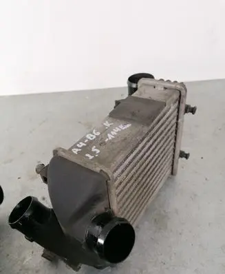 Audi A4 S4 B6 8E 8H Intercooler radiator 038906051B 038906051 0281002399