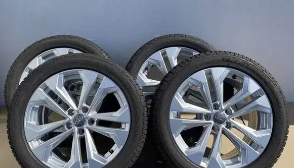 Audi A4 Allroad B9 R18 alloy rim 8W9601025L