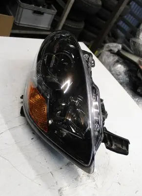 Mitsubishi i-MiEV Headlight/headlamp