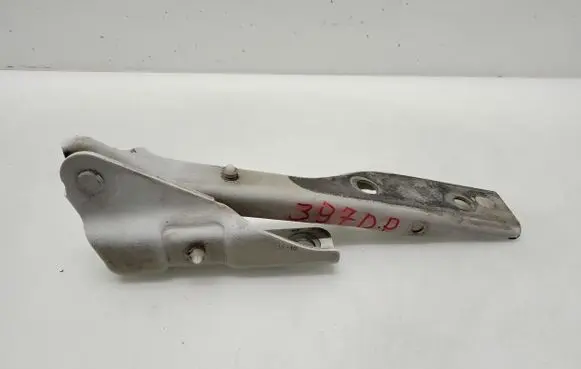 Volkswagen Polo V 6R Engine bonnet/hood hinges 6R0823302A