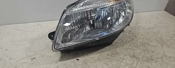 Skoda Fabia Mk2 (5J) Headlight/headlamp 5J1941017 1EG24702521