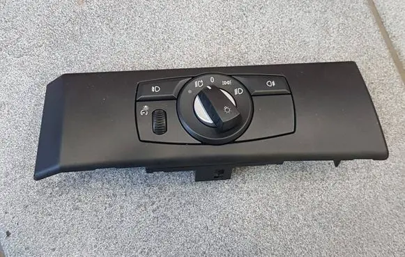 BMW 5 E60 E61 Light switch 6988565 33295201 9134725