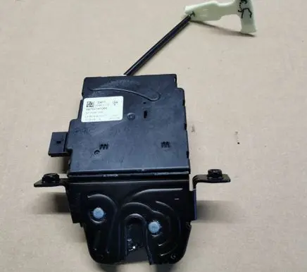 Maserati Levante Tailgate/trunk/boot lock/catch/latch 670300551DANEK 670300551