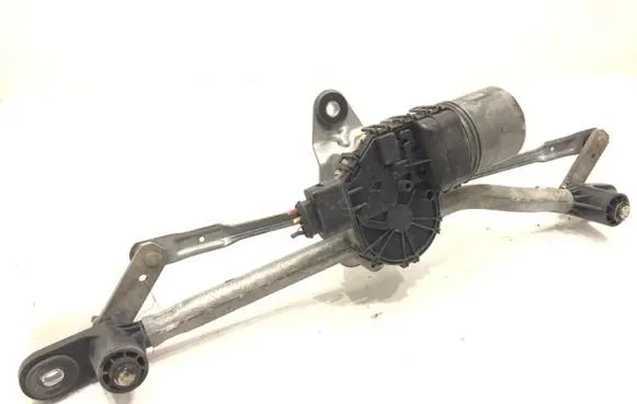 Front wiper linkage and motor
