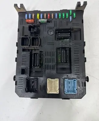 Citroen C4 I Comfort/convenience module 21676031 281148373A 281133468