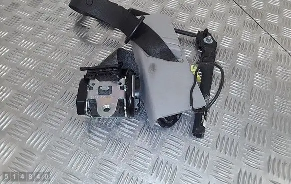 Opel Zafira C Front seatbelt 620611500