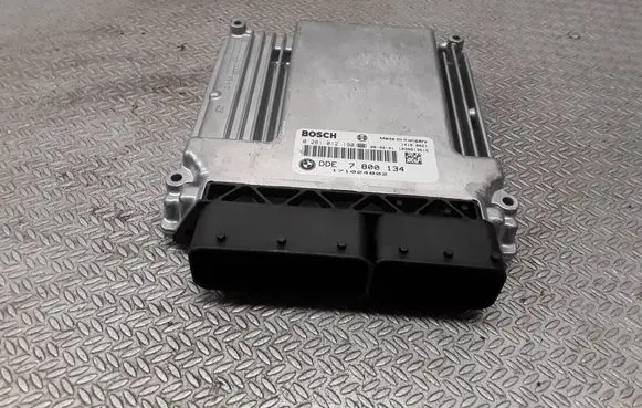 BMW 5 E60 E61 Engine control unit/module 0281012190 171024802 7800134
