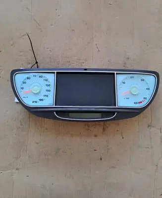Peugeot 807 Speedometer (instrument cluster) 1400098680