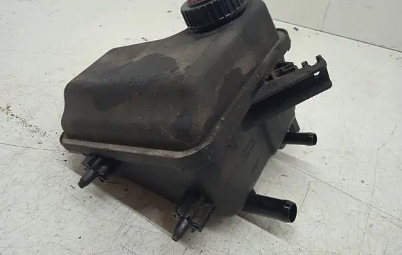 Peugeot 607 Power steering fluid tank/reservoir 9632497280