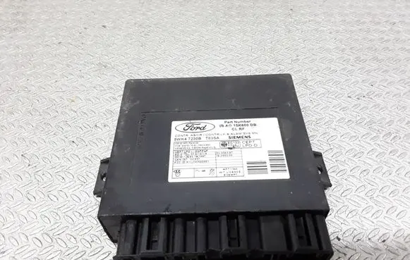 Ford Focus Comfort/convenience module 98AG15K600DB 5WK47230B