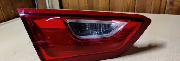 Chevrolet Malibu Tailgate rear/tail lights 84130996