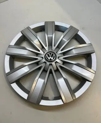 Volkswagen Tiguan R16 wheel hub/cap/trim 5NA601147