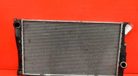 BMW 1 E81 E87 Coolant radiator 7788901