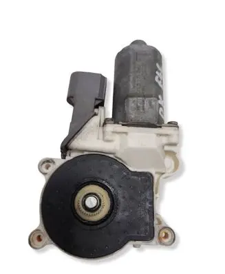 BMW 3 E46 Front door window regulator motor 0130821994