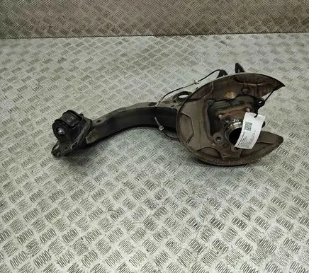 BMW X2 U10 Rear wheel hub 6894209