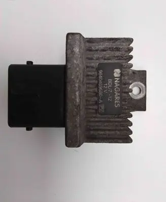 Nissan X-Trail T31 Glow plug pre-heat relay 9640469680